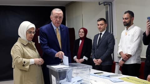 Karbidestên Tirkîyê Dibêjin Dibe ku Hilbijartinên Pêşwext Werin Lidarxistin