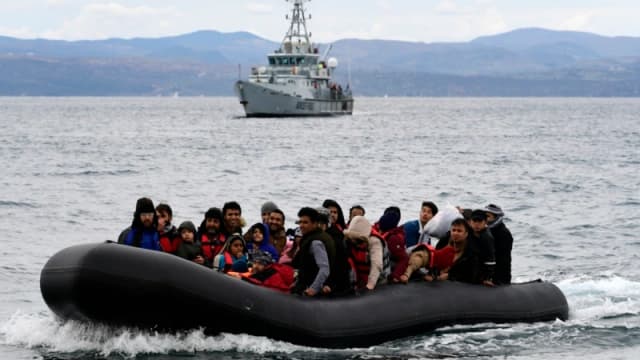 Li Avên Deryayî yên Yûnanistanê 12 Koçber Binav Bûn