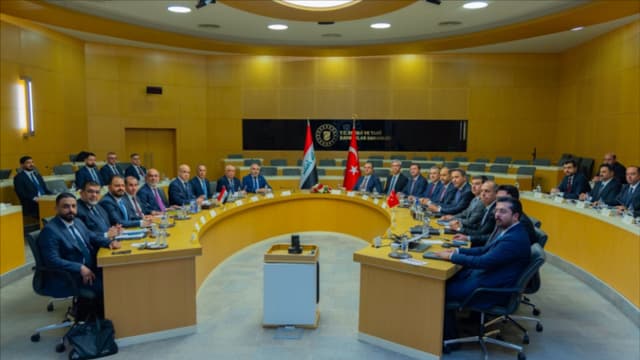 Îraq û Tirkiye Danûstandinan li ser Rêkeftineke Enerjîyê ya Berfireh Dikin