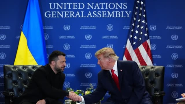 Zelenskyy: Amerîka Pêşnîyara Danûstandinên Sêalî bi Rûsya re li Îmaratê Dike