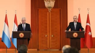 Kurtulmuş: Pêvojaya Aştîyê bi Rêkûpêkî Dimeşe û Tiştek Dereng Namîne