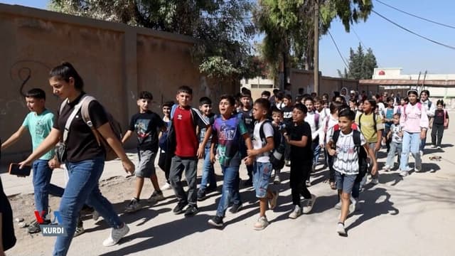 Perwerdeya bi Zimanê Kurdî li Sûrîyê di Navbera Pêşwazî û Red Kirinê de