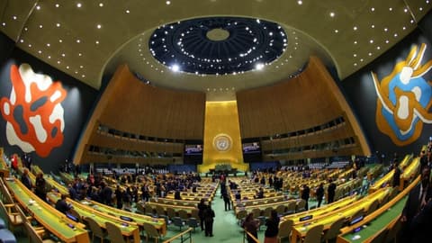 Di Xula 81'an a Civata Giştî a NY de Kî Amade Dibe û Mijarên Sereke Çi ne?