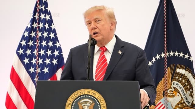 Trump: Amerîka Beriya Hilbijartinaên Midterm'ê Êrîşî Îranê Nake