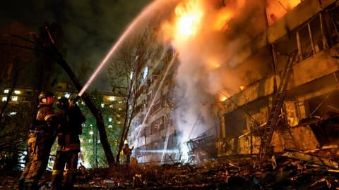 Russian strikes hit key power plant in Kyiv, Zelensky says