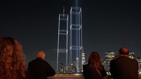 Drone display recreates the Twin Towers over New York City