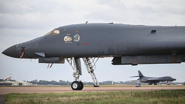 No10 insists UK military base RAF Fairford is safe after US withdraws bombers