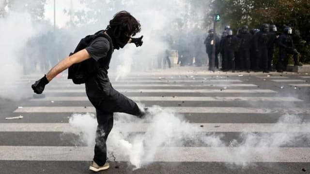 Tear gas in Paris and Marseille as school protests grow across France