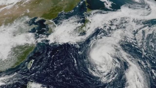 Watch: Timelapse shows typhoon barrelling towards Japan