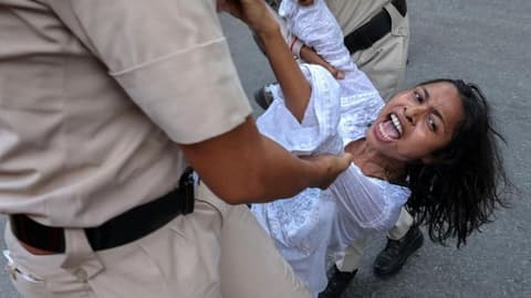 Indian police accused of sexually harassing journalists at protest