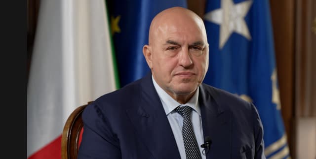 Trump 'completely wrong' to restrict support for Ukraine, Italian minister tells BBC