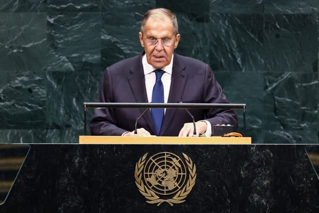 Russia eyes conditional consent to Türkiye’s S-400 transfer