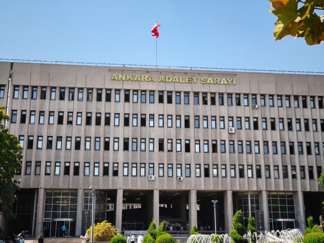 Turkish prosecutors launch probe over lawmaker accused of bribe