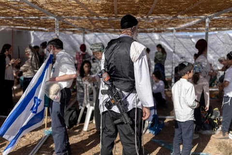 Israeli extremists call for renew Gaza settlements, West bank war