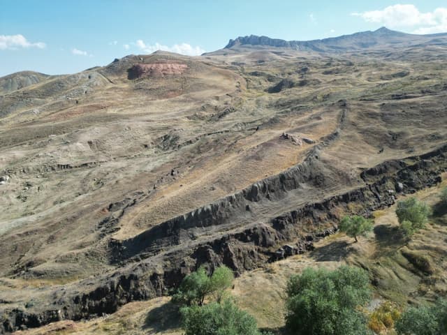 Türkiye's Noah's Ark site shows higher organic matter in soil tests