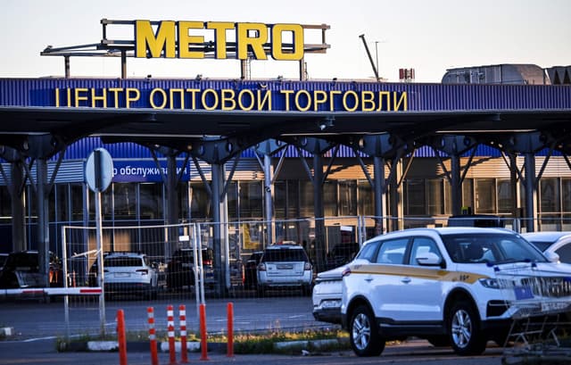 Moscow seizes control of German retailer Metro's Russian assets