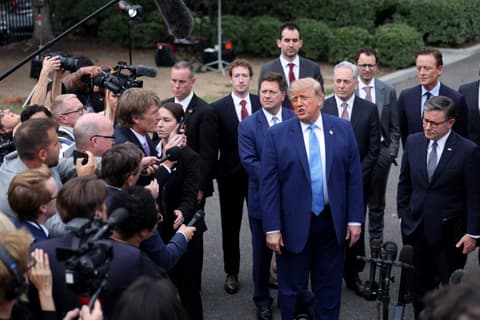 Trump weighs 10-member committee to oversee US AI sector