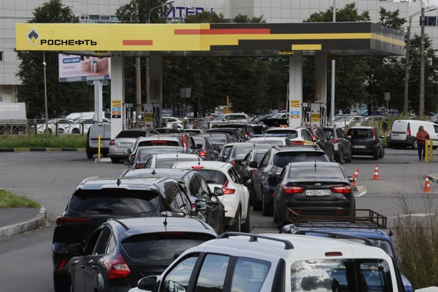 Russia extends diesel export ban amid global supply crunch