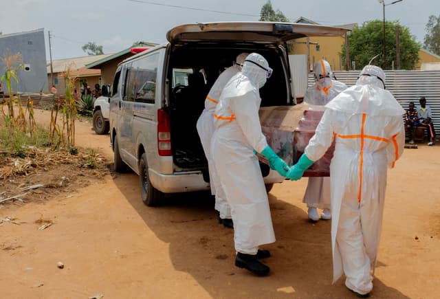 Congo Ebola death toll hits 4,000 as violence hampers response