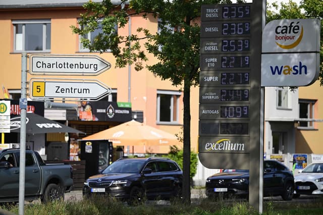 Eurozone inflation tops forecasts to hit 3-year high in September