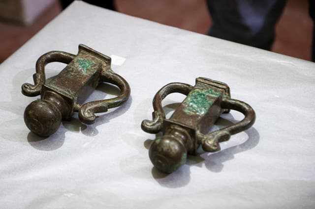 US returns ancient Syrian artifacts to Damascus museum