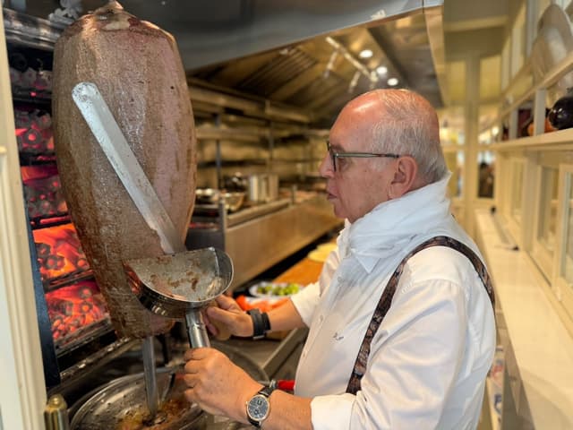 Bursa's historic 'Kebapçı Iskender' arrives in London's Knightsbridge