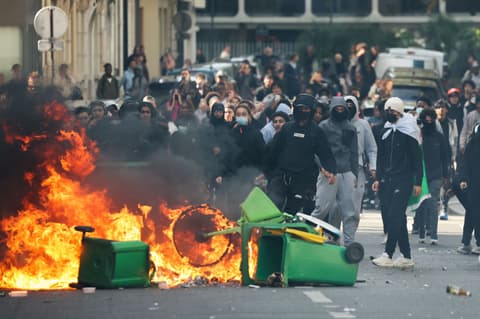French student protests boil over as clashes rock high schools