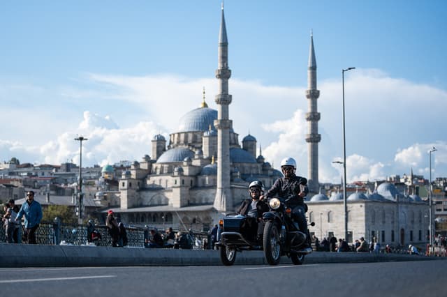 Istanbul’s retro sidecar tours offer tourists new way to explore