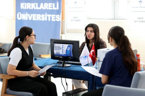 Türkiye universities promote family, life skills programs