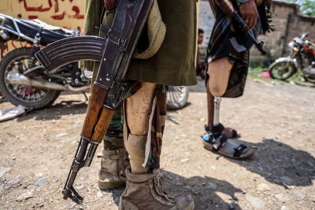 Saudi-backed Yemeni forces launch ops to retake Bab el-Mandeb