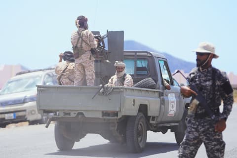 Yemeni troops retakes key areas near Bab el-Mandeb from Houthis