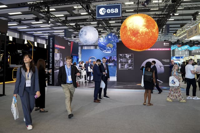 Türkiye's orbital ambitions, spaceport dominate talks at IAC summit