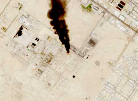 Türkiye condemns Houthi attacks on Saudi airports, urges restraint