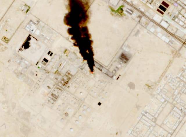 Türkiye condemns Houthi attacks on Saudi airports, urges restraint