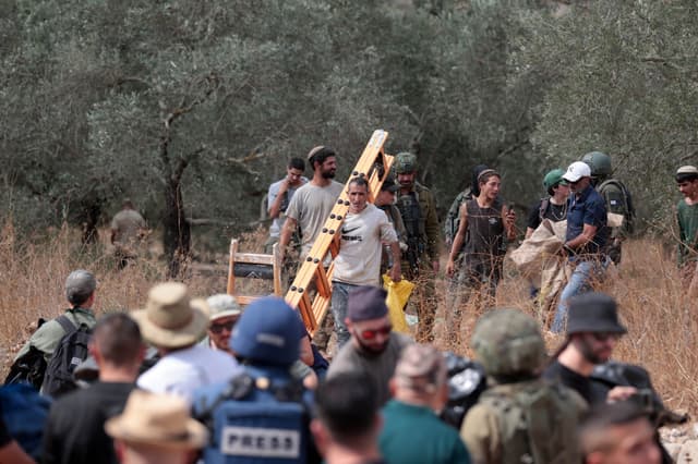 Israeli forces shoot AA photojournalist during West Bank harvest