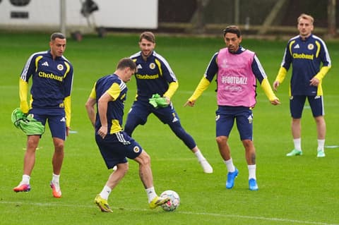 Fenerbahçe hope to turn Champions League tables against Aston Villa