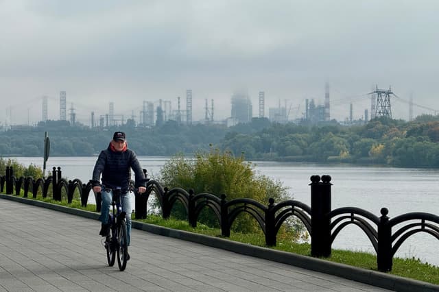 Russia touts $320B in European energy sales, EU downplays claim