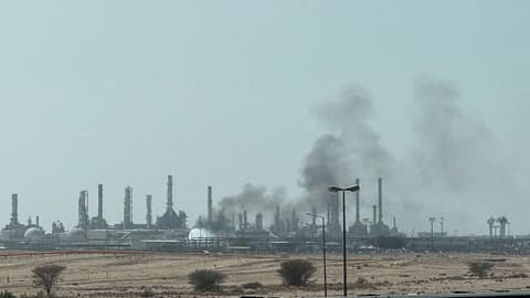 Blasts rock Saudi cities as Yemen conflict escalates