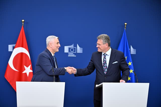 Türkiye says progress made on some areas of EU customs union update