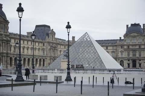 Louvre risks closure without major overhaul: Museum chief