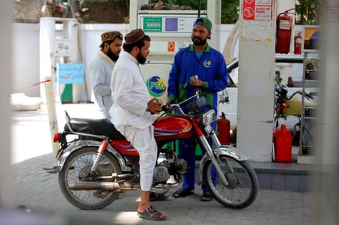 Pakistan's fuel relief scheme reaches 11.8M motorists nationwide