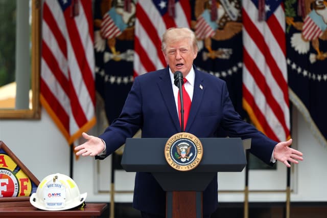 Trump rules out nukes against Iran, keeps strike threat alive