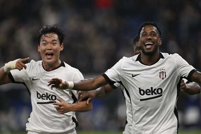 Turkish clubs taste European highs, lows as Istanbul giants falter