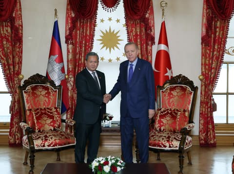 Türkiye, Cambodia sign military coop. deal as Erdoğan hails growing ties