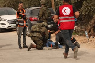 Israeli settler terrorists attack European delegation in West Bank