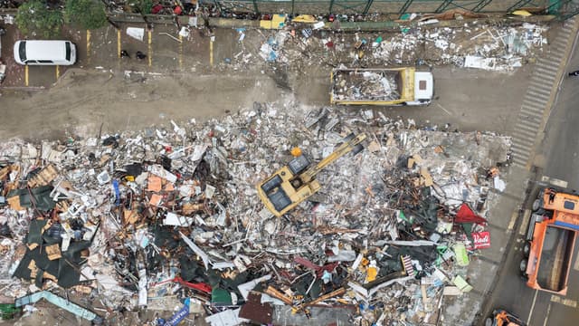 Istanbul flood death toll rises to 5 as body found in Golden Horn