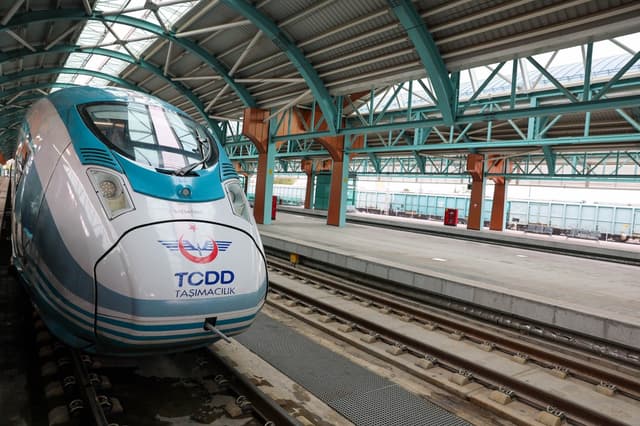 Türkiye foresees spending over $20B on transportation next year