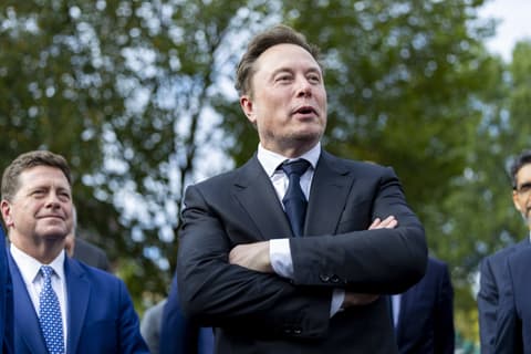 'Every kid in America' to get SpaceX share from Elon Musk