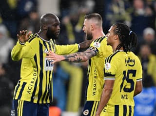 Fenerbahçe seek Champions League reset against Slavia Prague