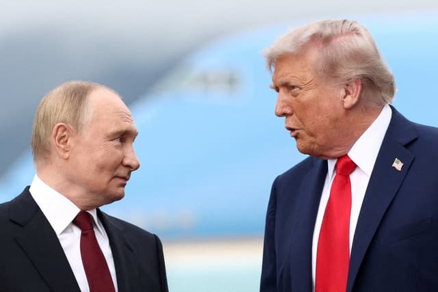 Trump open to trilateral talks with Xi, Putin on denuclearization